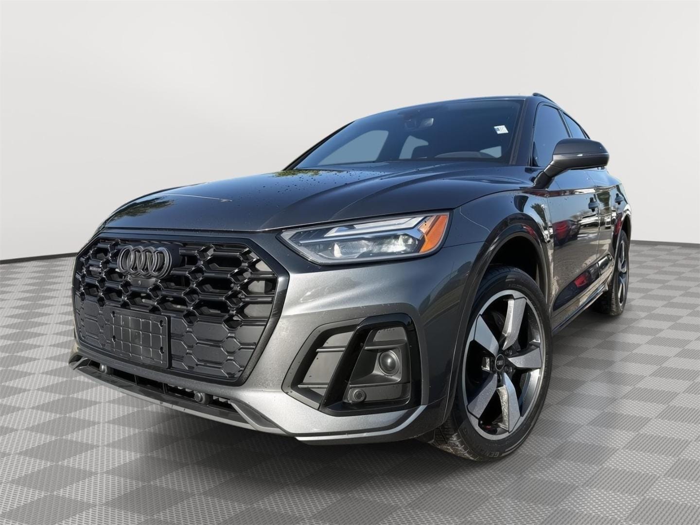 2023 Audi Q5 45 Premium Plus's photo