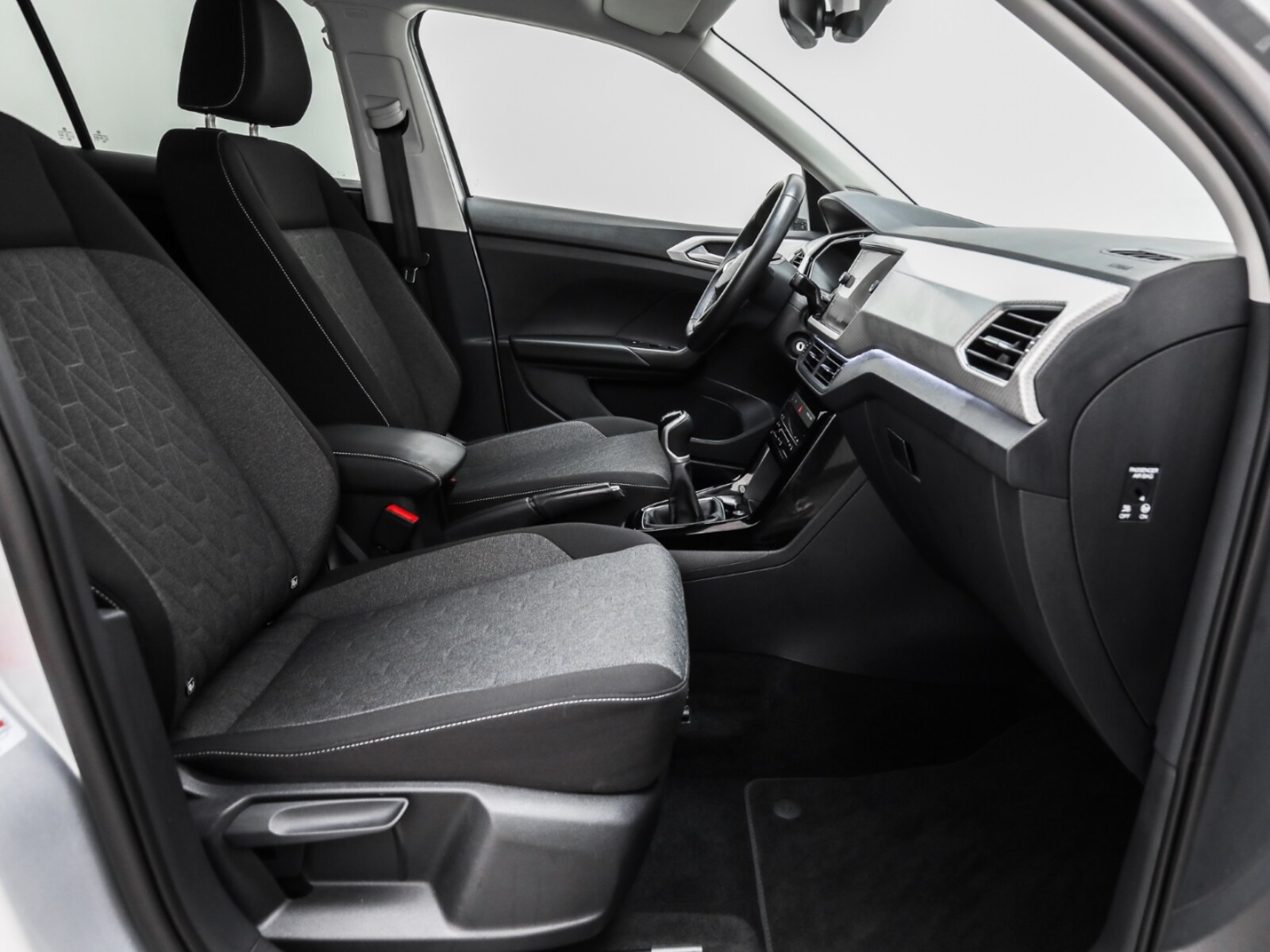 Volkswagen T-Cross – Bild 11
