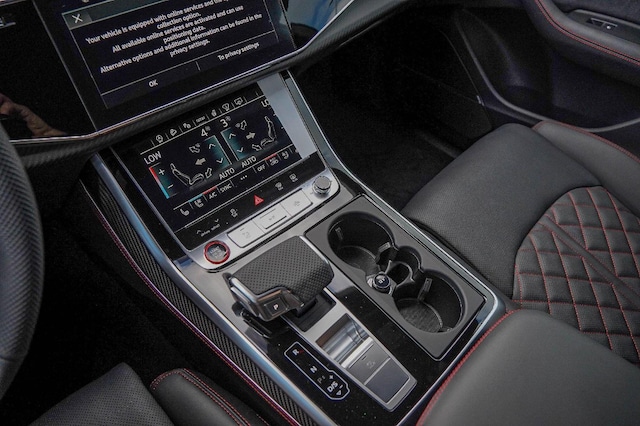 2026 Audi SQ8 Prestige - Photo 13