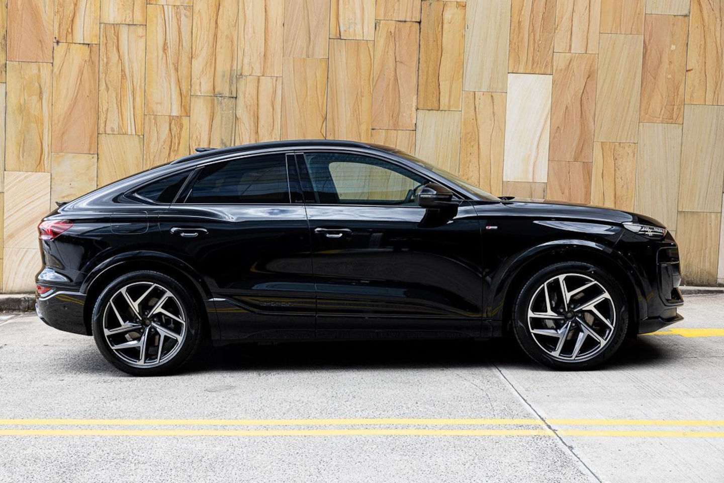 Image about Audi Q6 Sportback e-tron e-tron quattro
