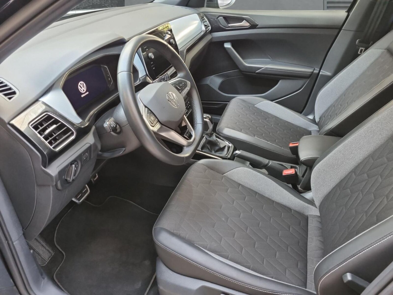 Volkswagen T-Cross – Bild 7