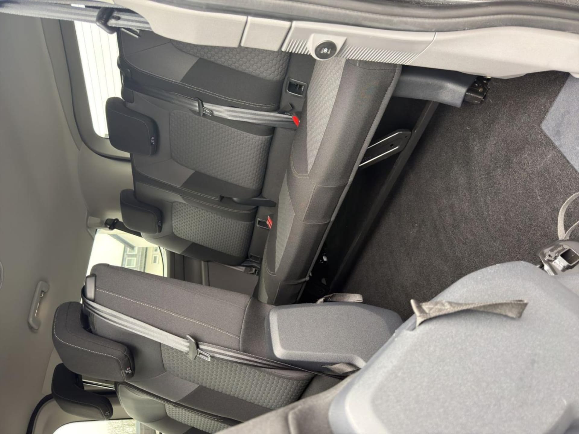 Volkswagen Caravelle Life
