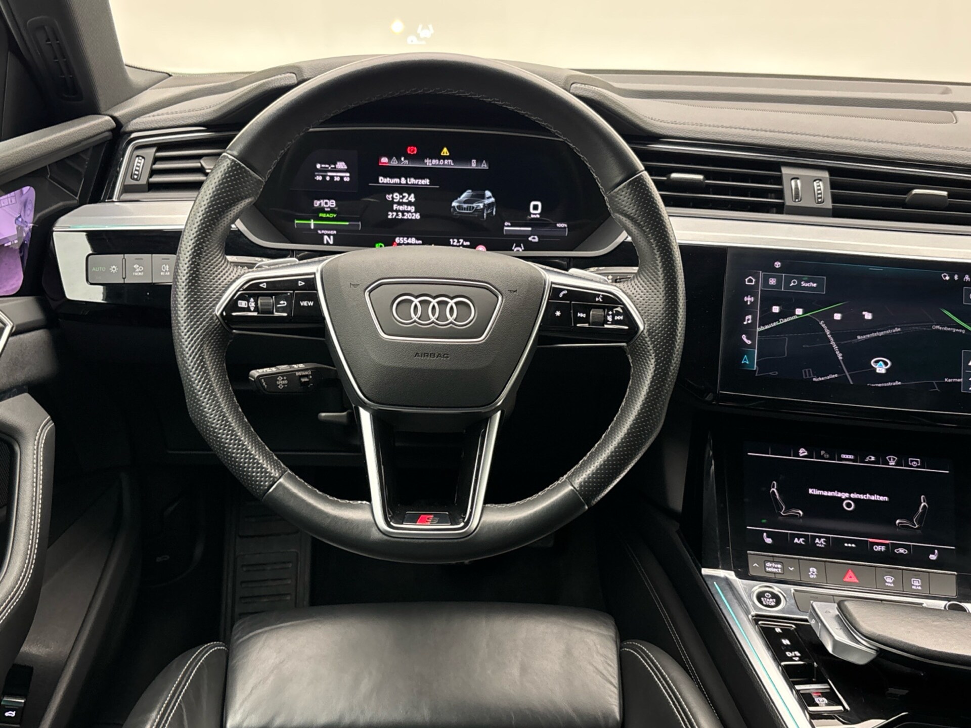 Audi e-tron advanced