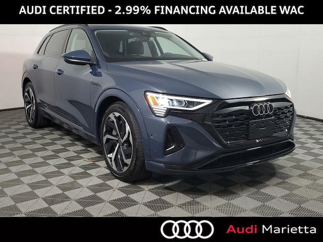 Photo of 2024 Audi Q8 e-tron 