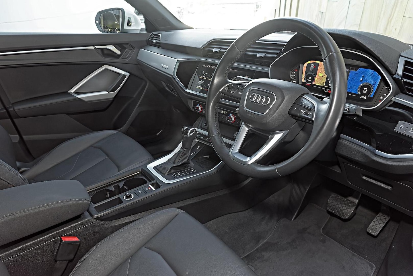 Image about Audi Q3 40 TFSI quattro S tronic