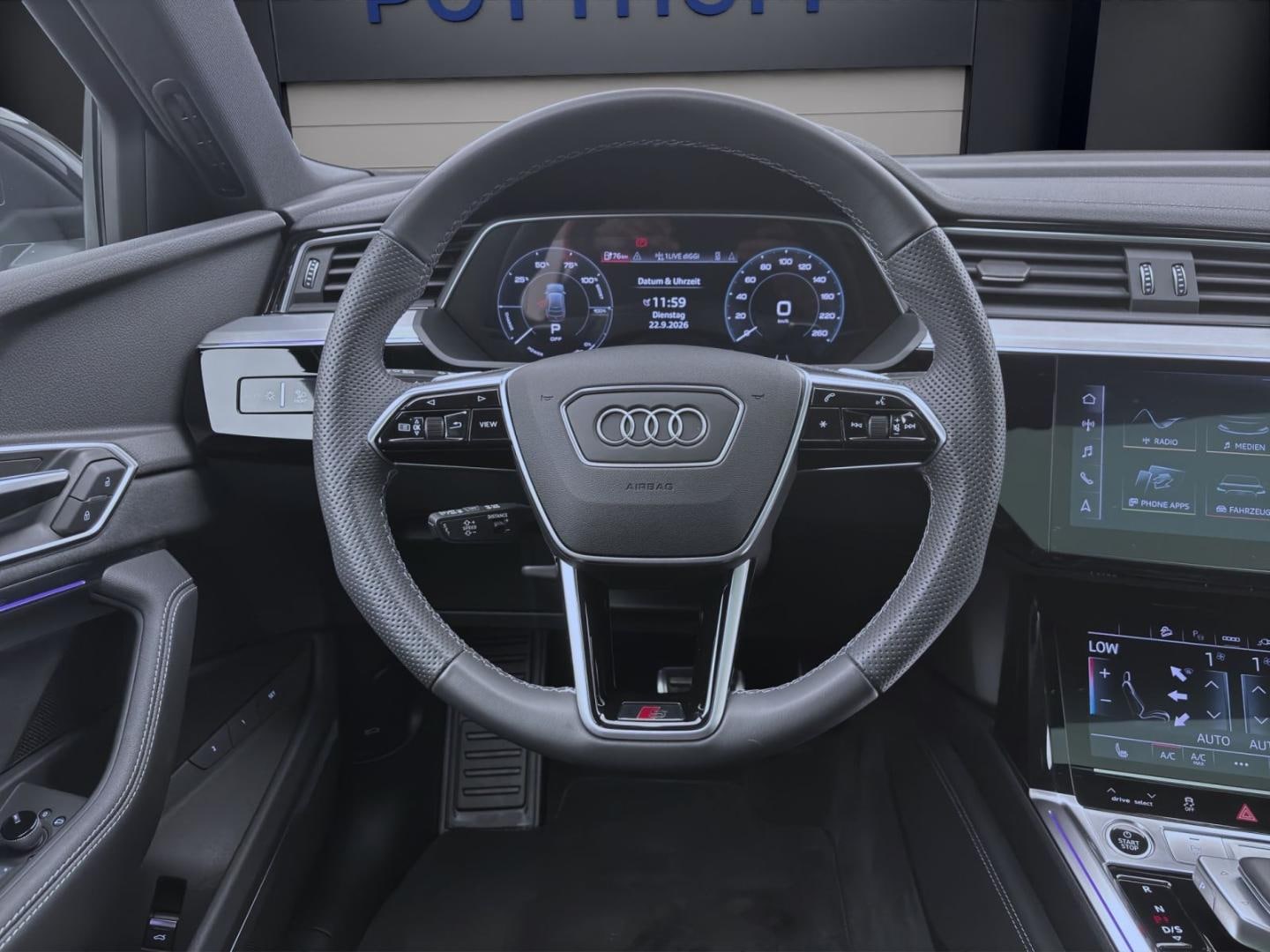 Bild über Audi Q8 Sportback e-tron advanced 50 e-tron quattro - für weitere Informationen kontaktieren Sie den Audi Partner