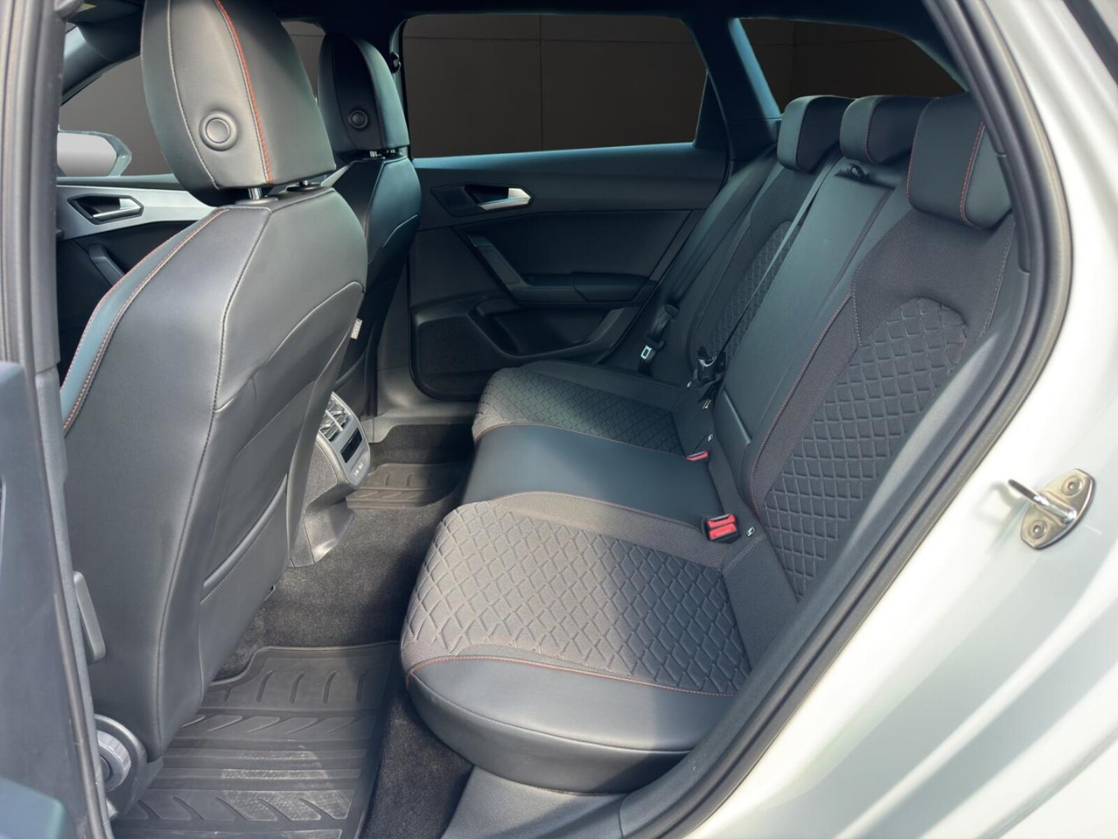SEAT Leon Sportstourer – Bild 14