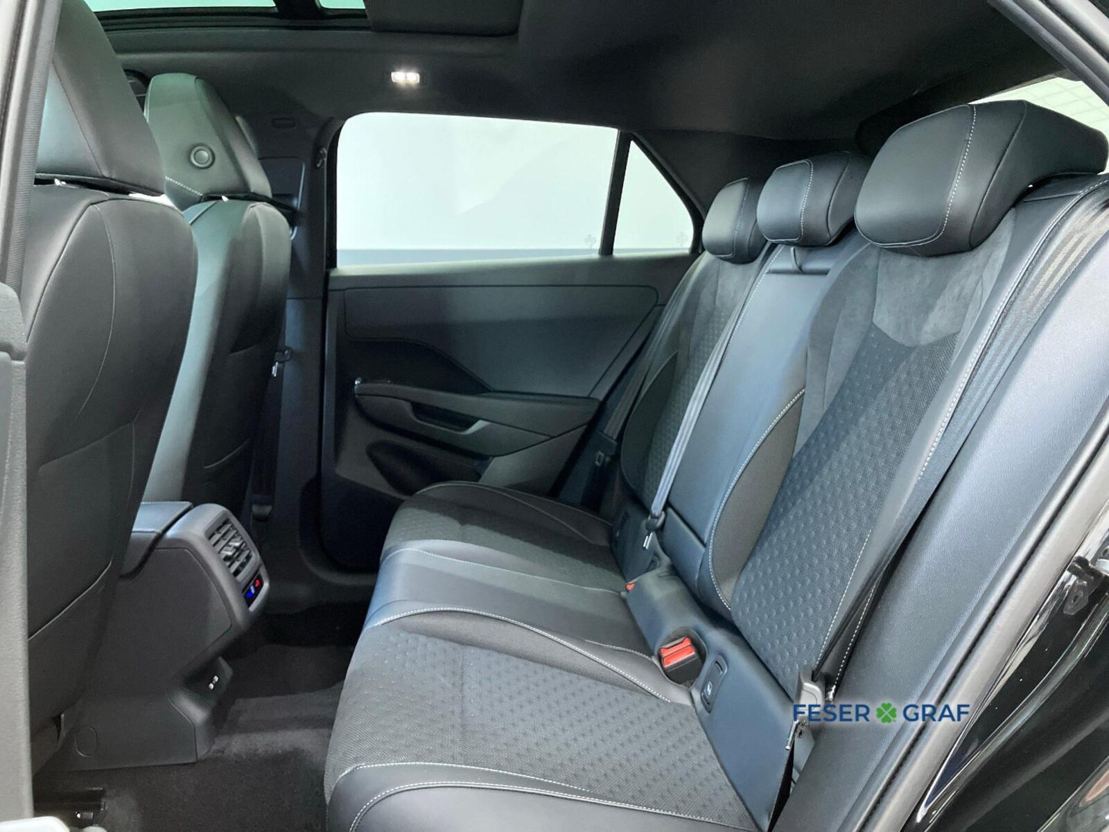 Volkswagen T-Roc – Bild 9