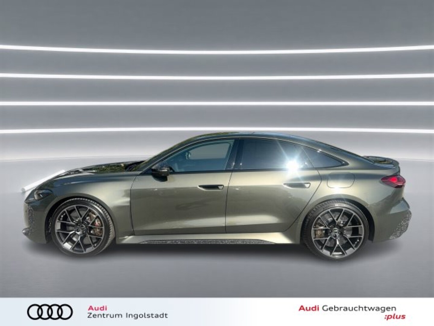 Bild über Audi RS 5 Limousine TFSI quattro 470 kW tiptronic - für weitere Informationen kontaktieren Sie den Audi Partner