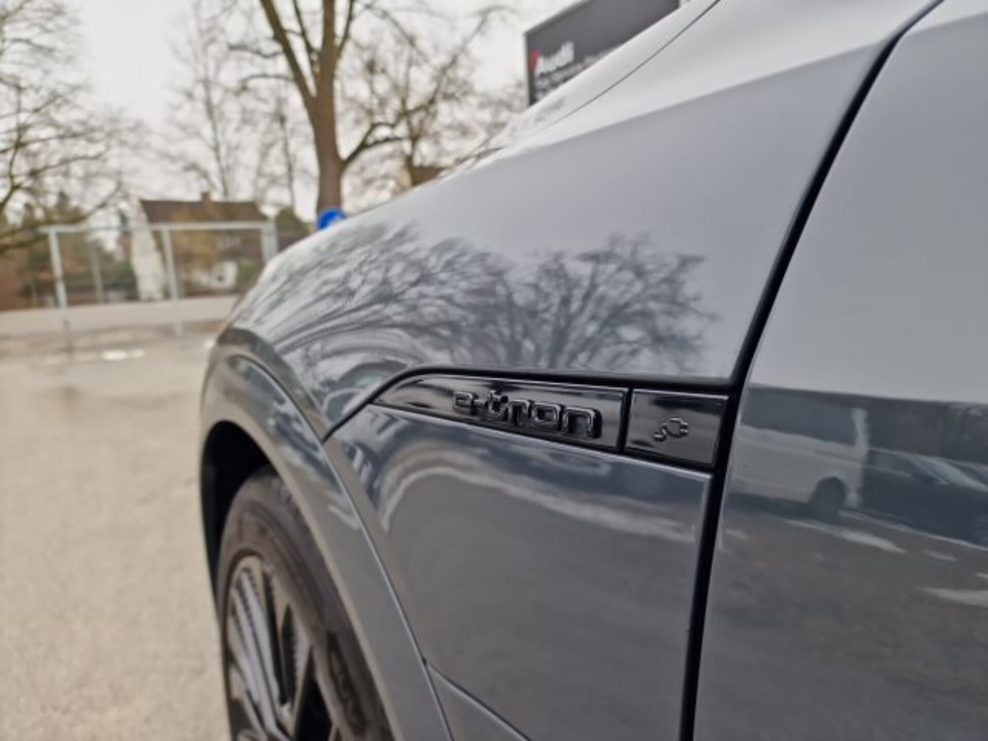 Audi Q8 Sportback e-tron S line