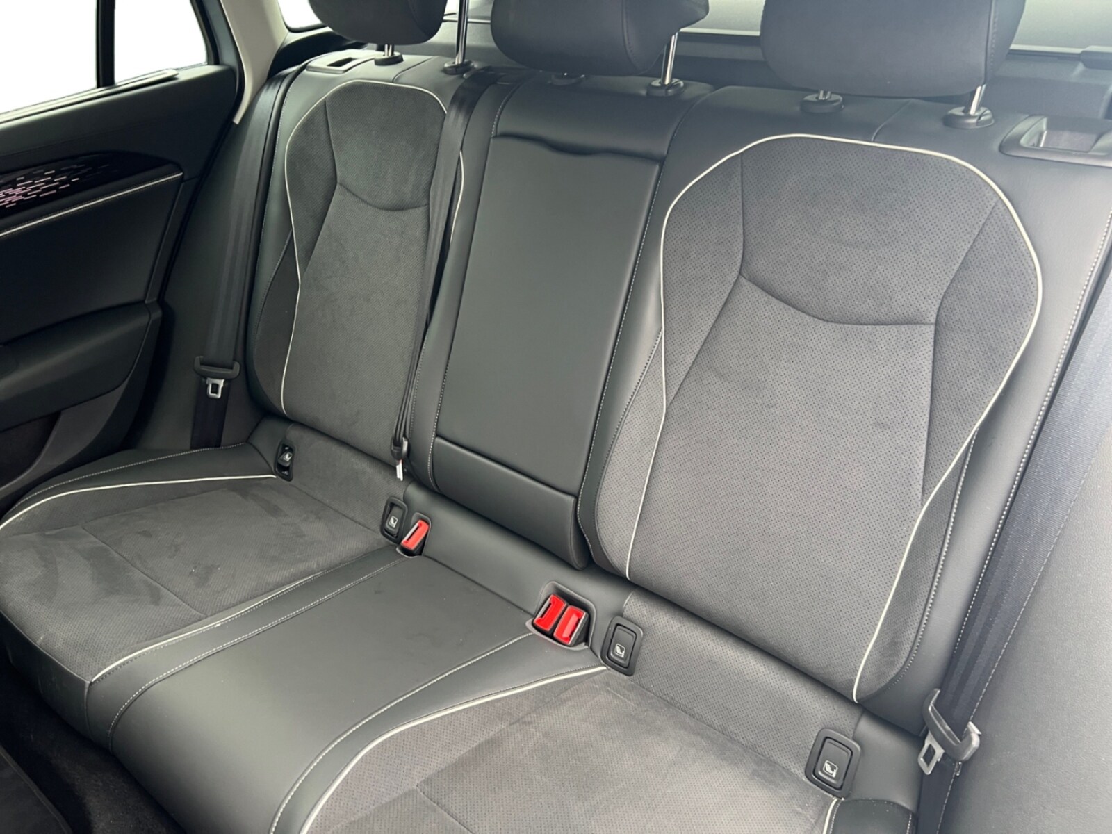 Volkswagen Passat – Bild 13