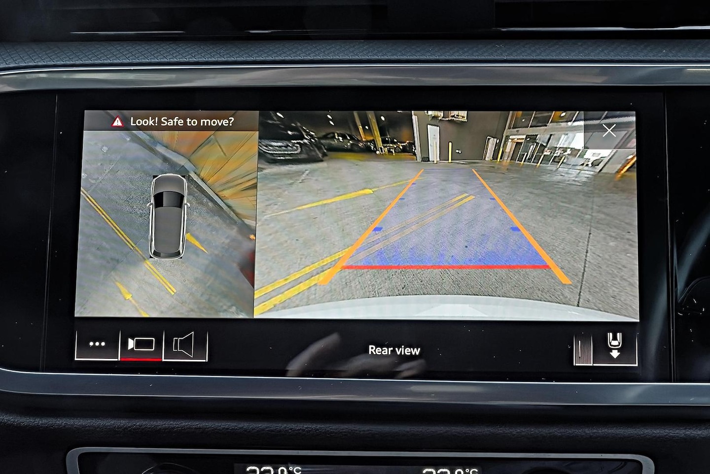 Image about Audi Q3 40 TFSI quattro S tronic