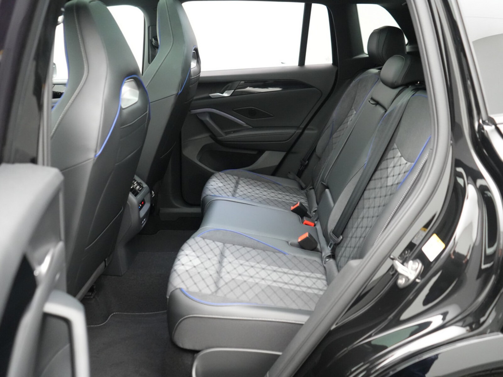 Volkswagen Tiguan – Bild 17
