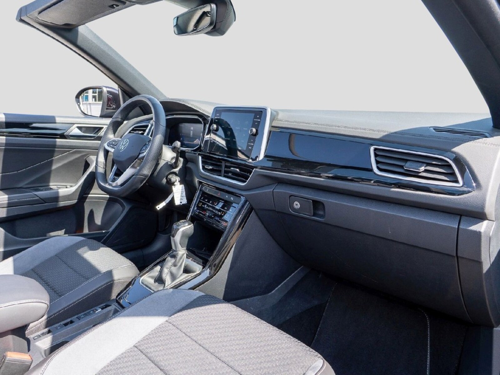 Volkswagen T-Roc Cabriolet – Bild 9