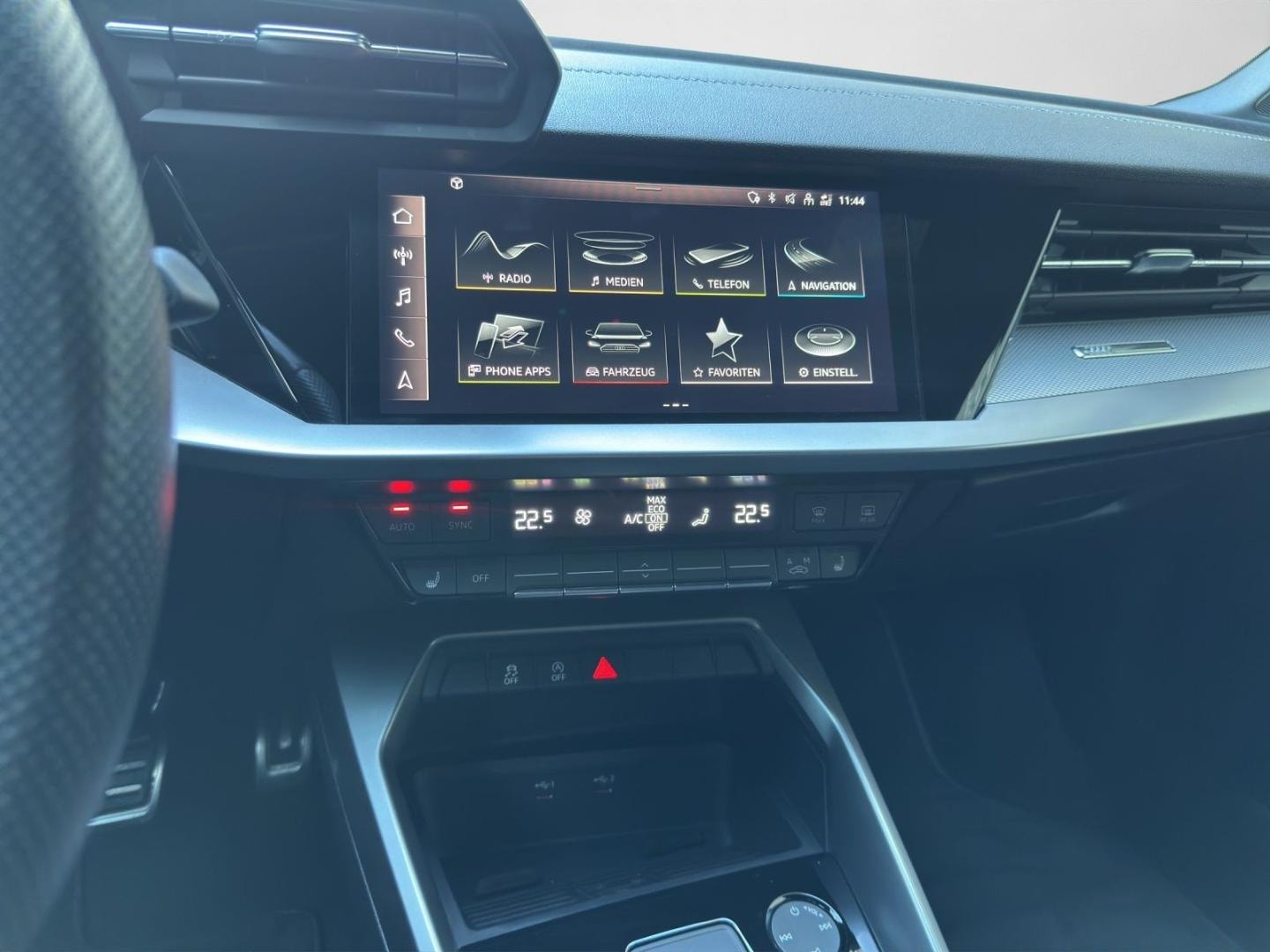 Bild über Audi A3 Sportback S line 35 TDI S tronic - für weitere Informationen kontaktieren Sie den Audi Partner
