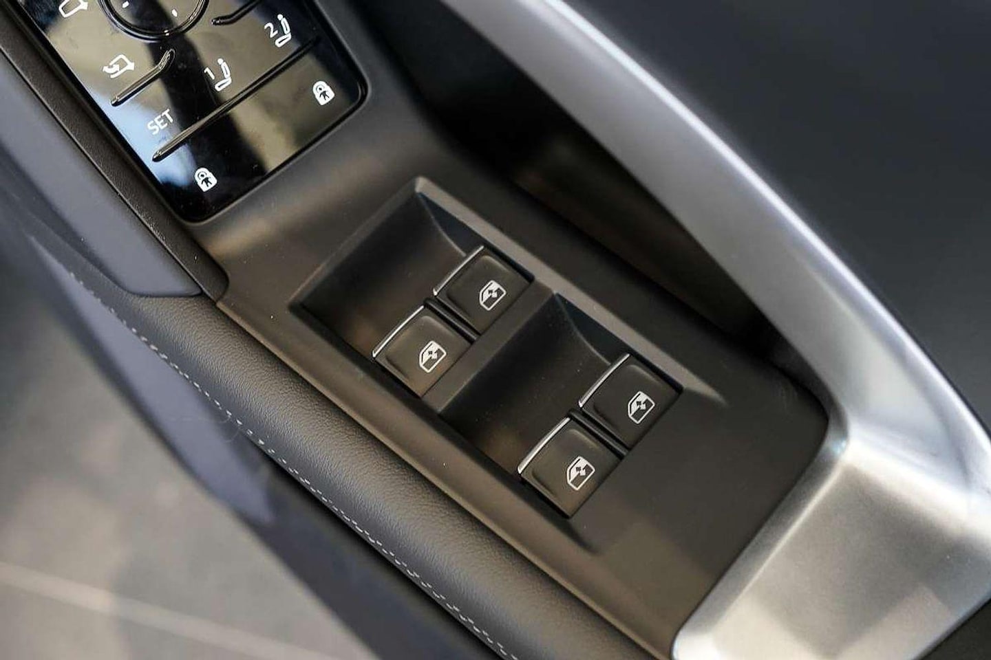 Image about Audi Q5 SUV TDI quattro 150 kW sport