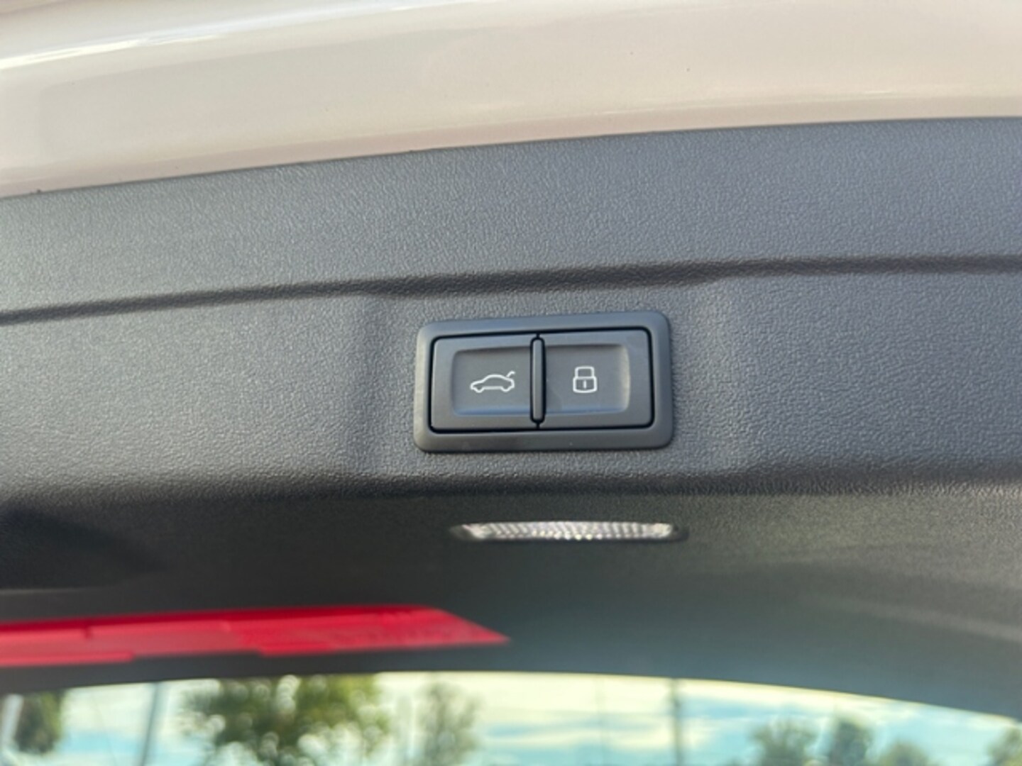 Bild über Audi A6 Avant edition one TDI quattro 150 kW S tronic - für weitere Informationen kontaktieren Sie den Audi Partner