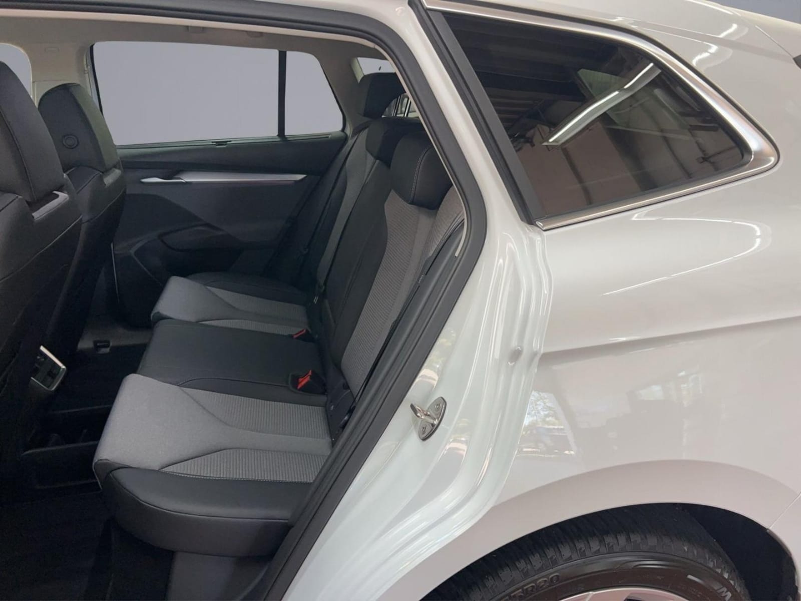 Škoda Enyaq – Bild 8