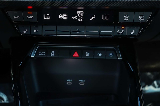 2026 Audi RS 3 Base - Photo 17