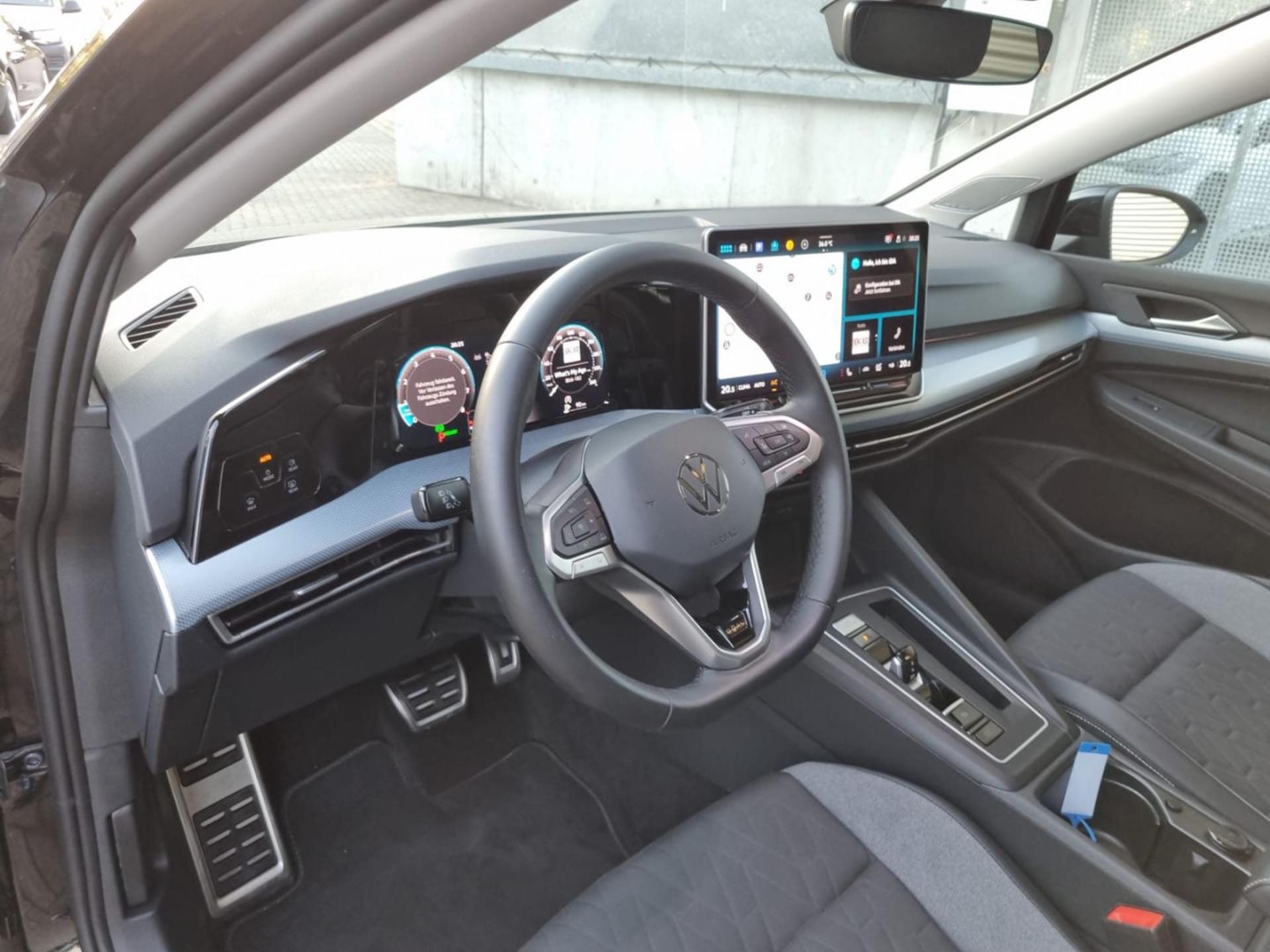 Volkswagen Golf Life