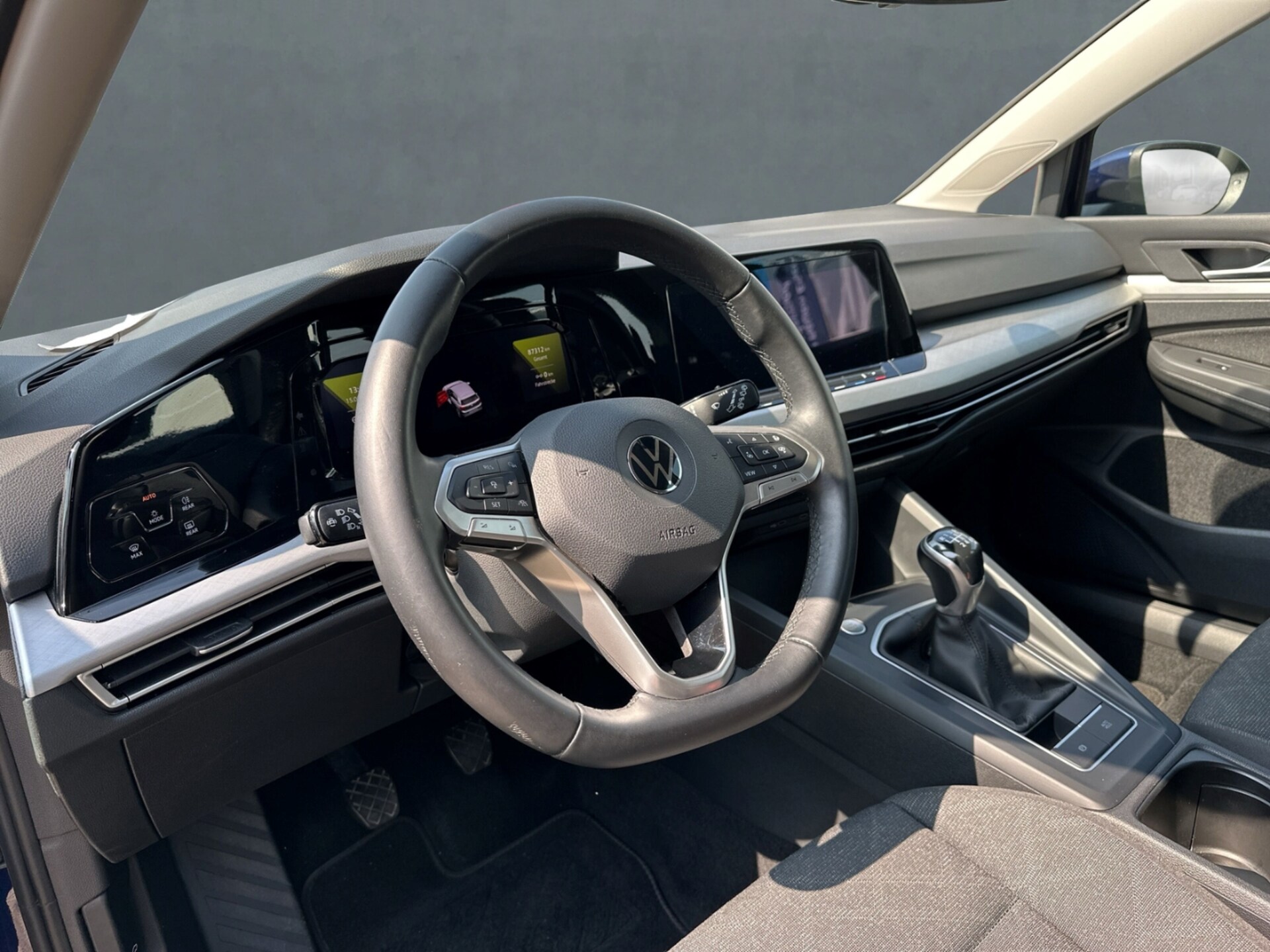 Volkswagen Golf Life