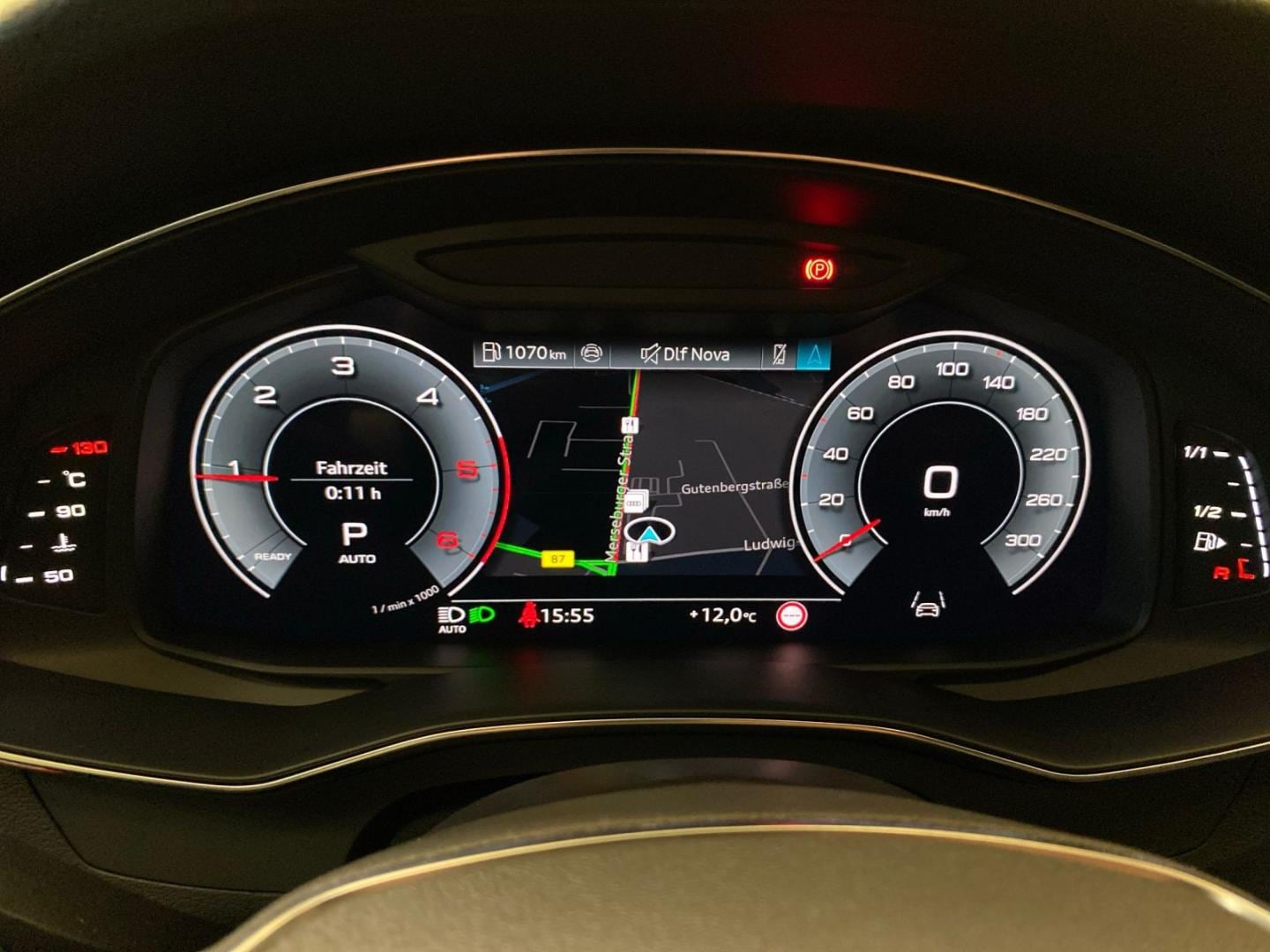 Bild über Audi A6 Avant S line 40 TDI quattro S tronic - für weitere Informationen kontaktieren Sie den Audi Partner
