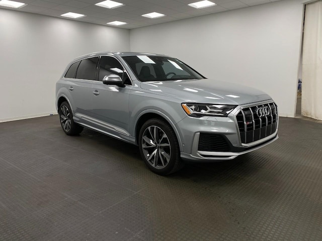 2023 Audi SQ7