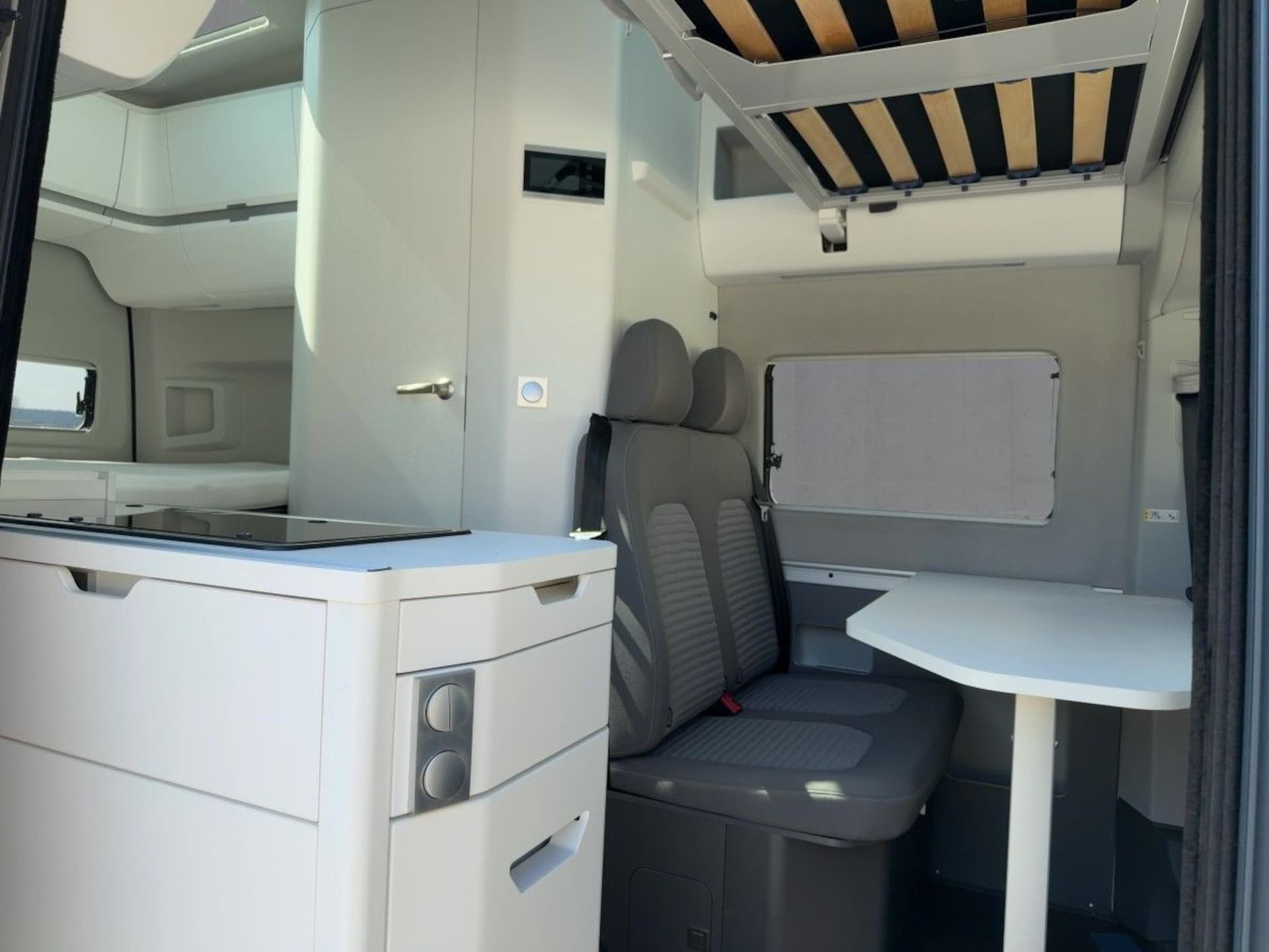 Volkswagen Grand California 600