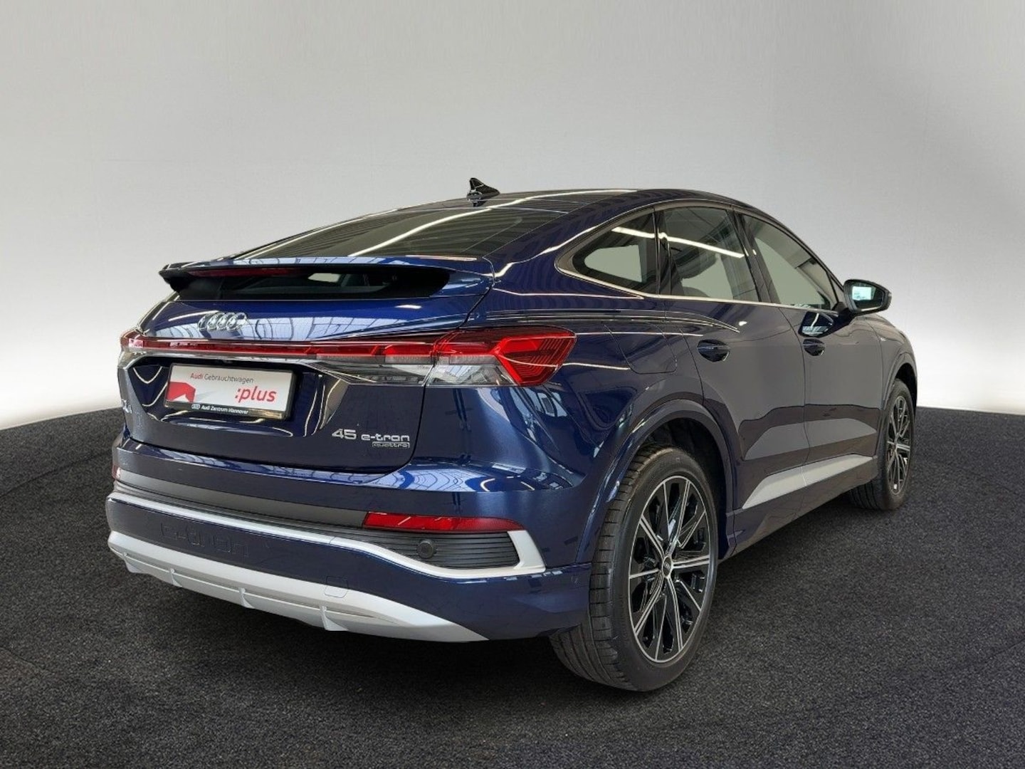 Bild über Audi Q4 Sportback e-tron 45 e-tron quattro - für weitere Informationen kontaktieren Sie den Audi Partner