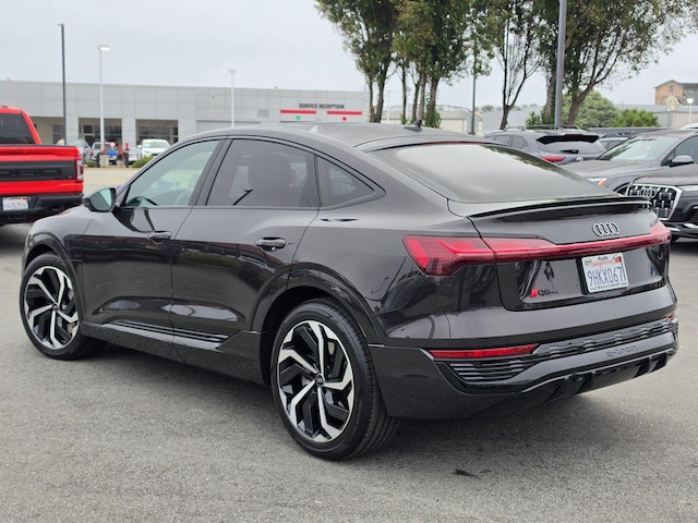 2024 Audi Q8 Sportback e-tron