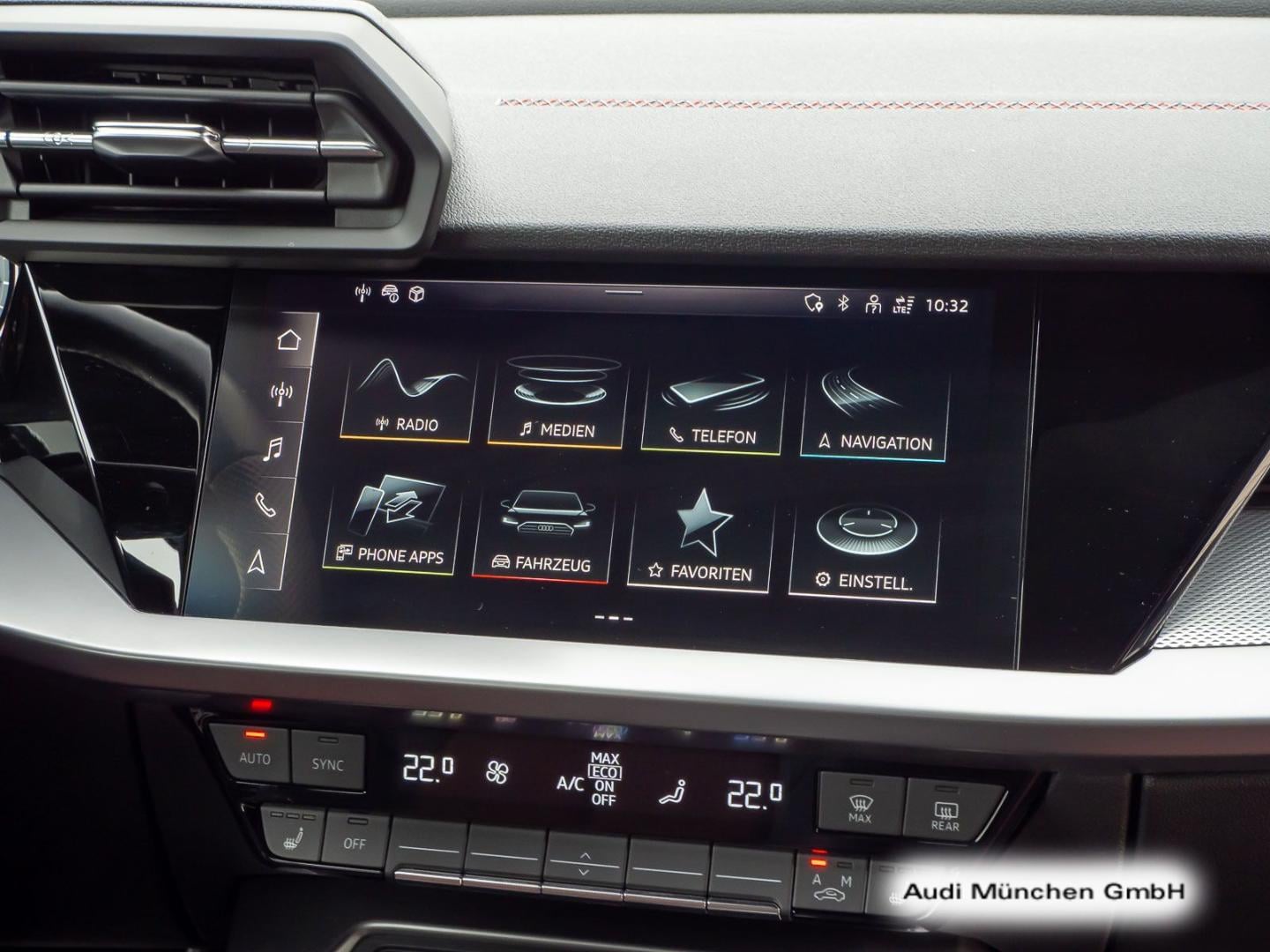 Bild über Audi A3 Sportback 35 TFSI S tronic - für weitere Informationen kontaktieren Sie den Audi Partner