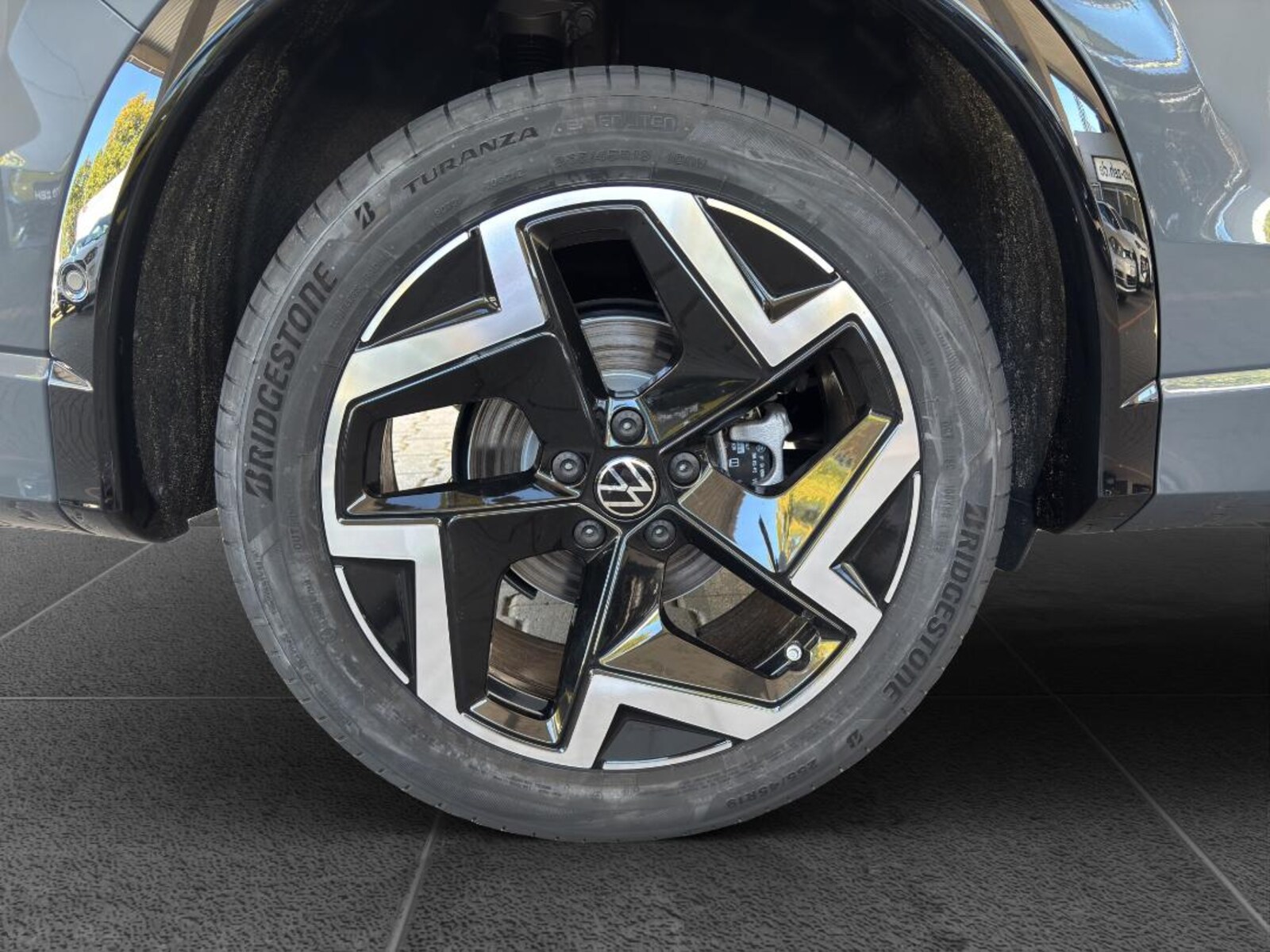 Volkswagen Tiguan – Bild 19