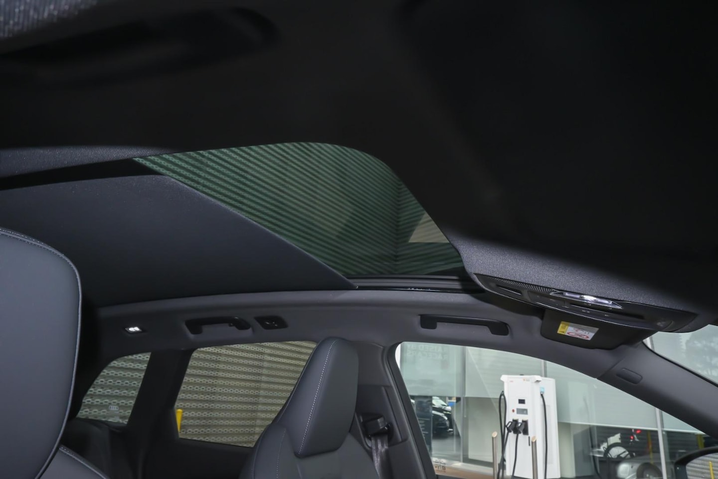 Image about Audi SQ5 SUV TFSI 270 kW edition one