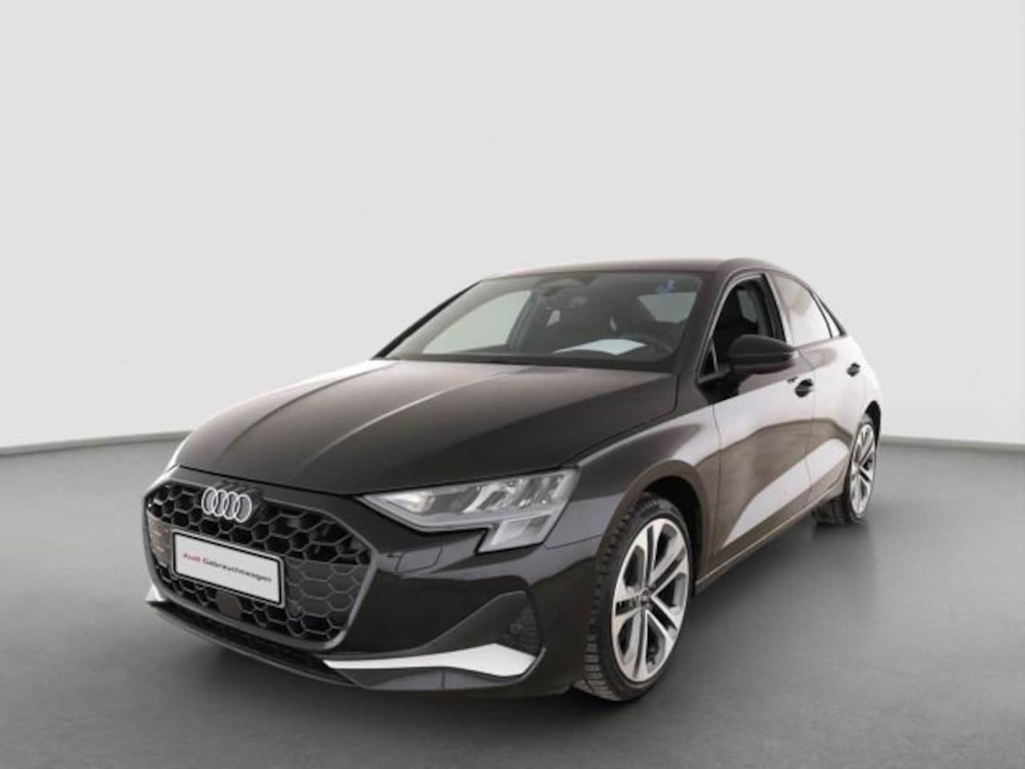 Bild über Audi A3 Limousine TDI S tronic - für weitere Informationen kontaktieren Sie den Audi Partner