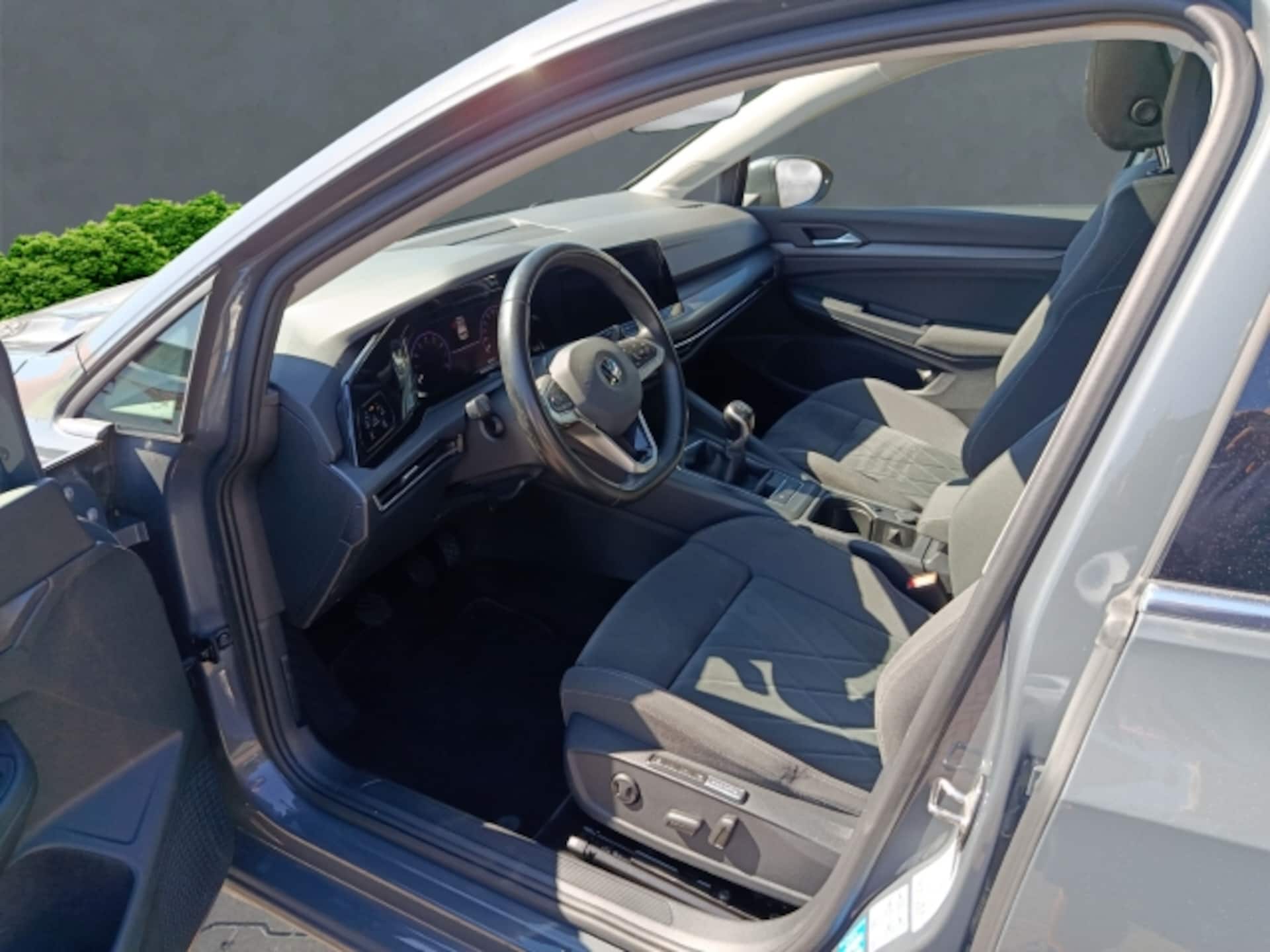 Volkswagen Golf Style