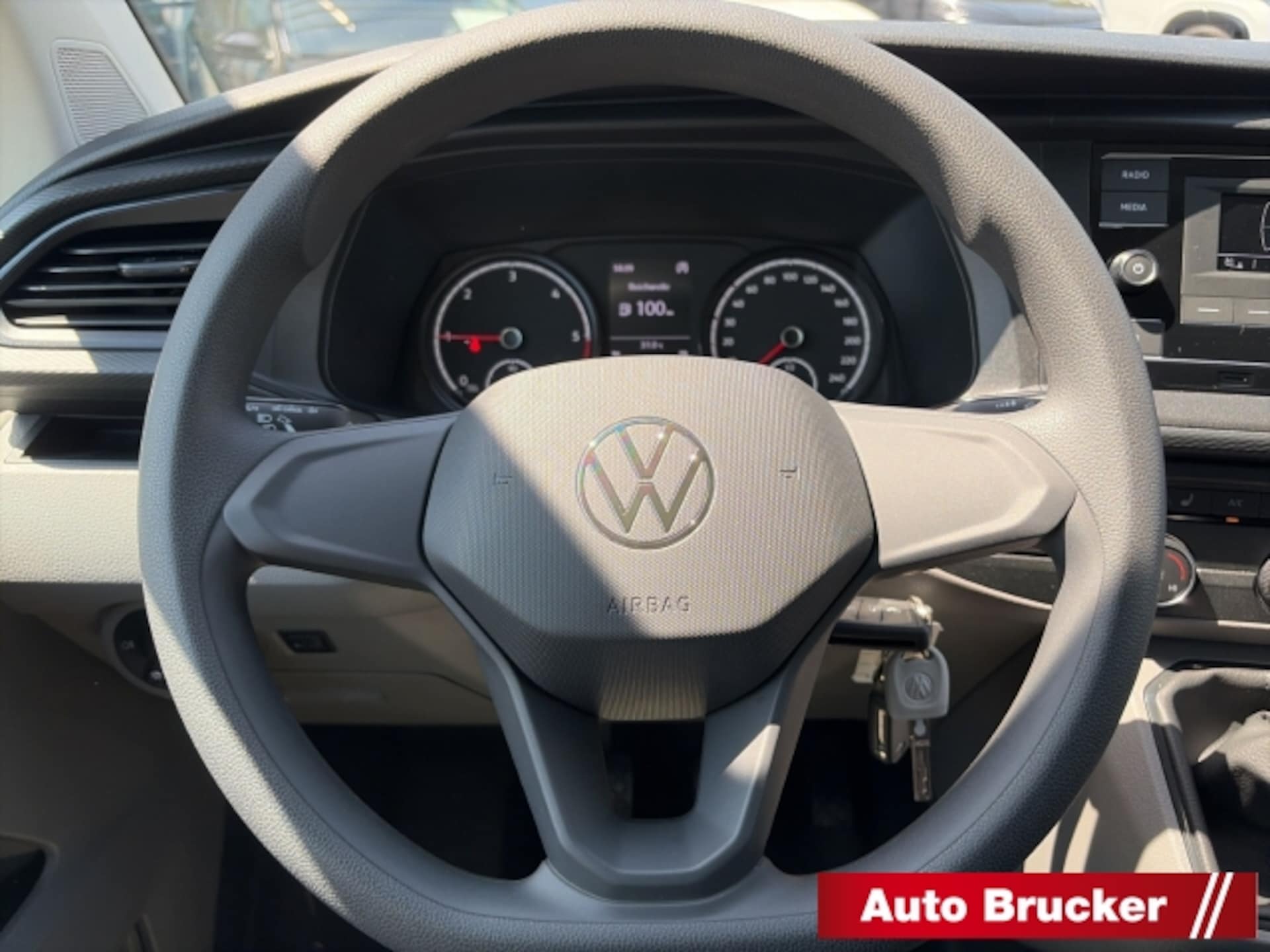 Volkswagen T6.1 Transporter Kombi kurzer Radstand