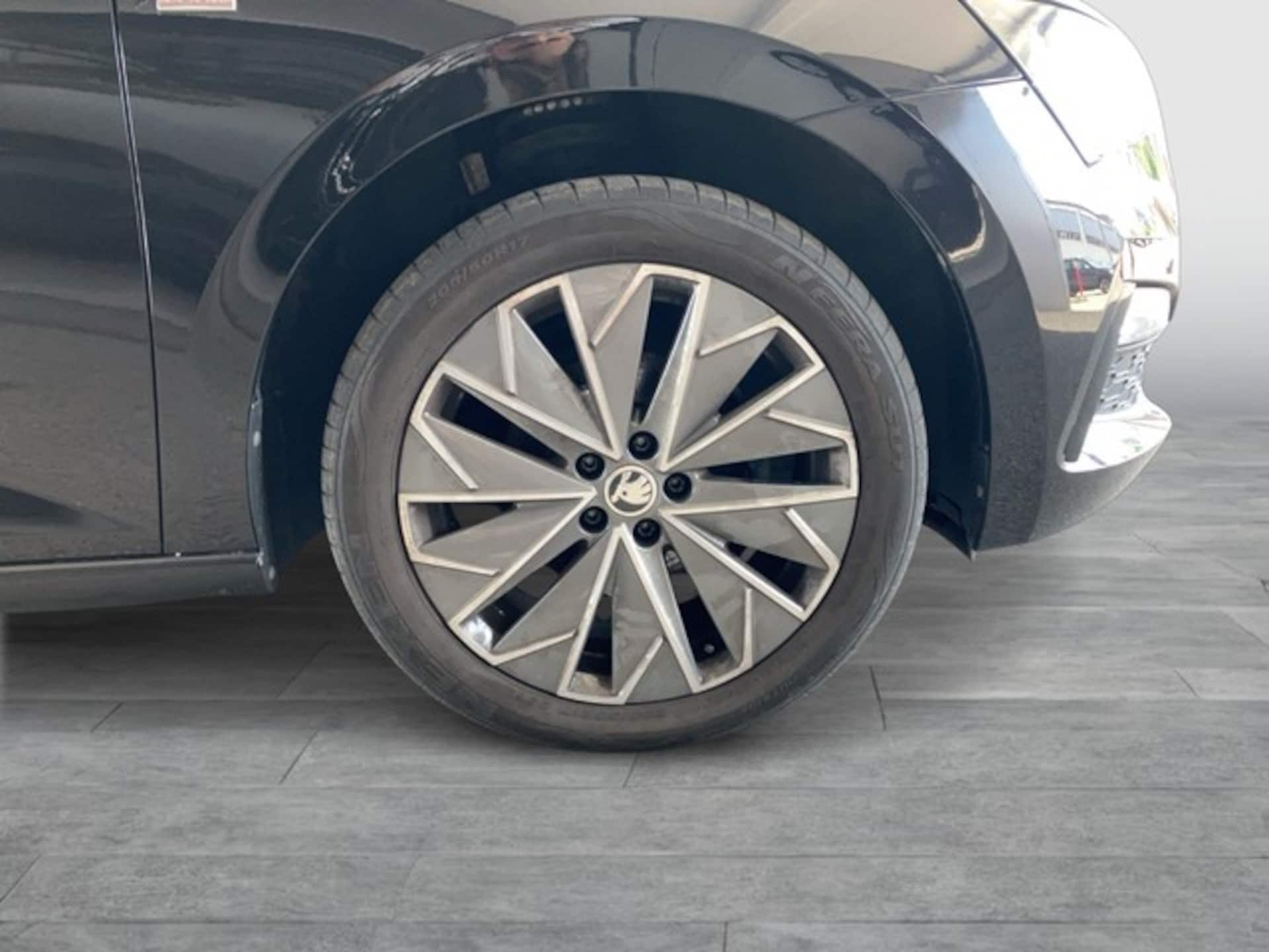 Skoda Scala Tour