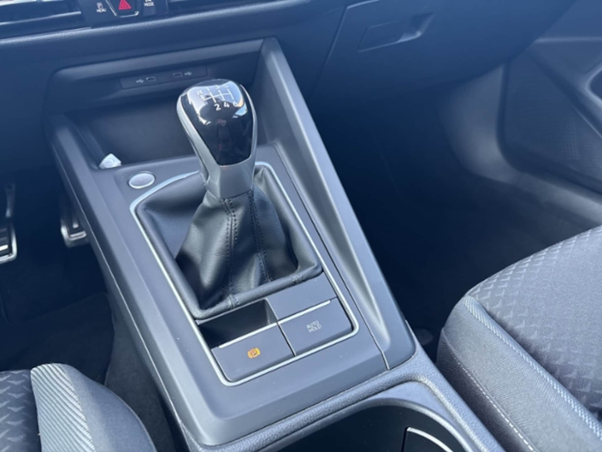 Volkswagen Golf Active