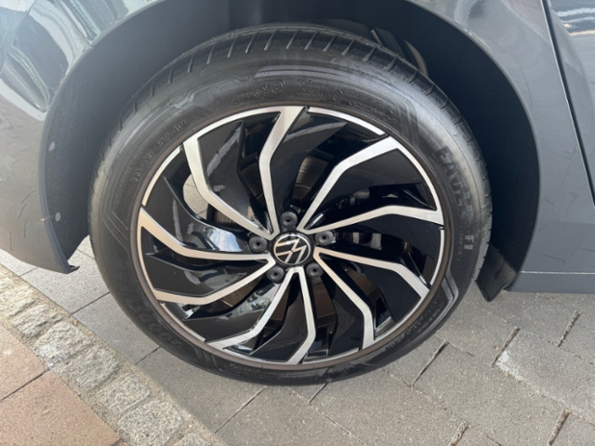 Volkswagen Golf Style