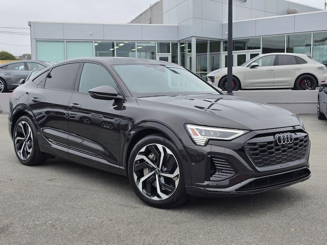 2024 Audi Q8 Sportback e-tron