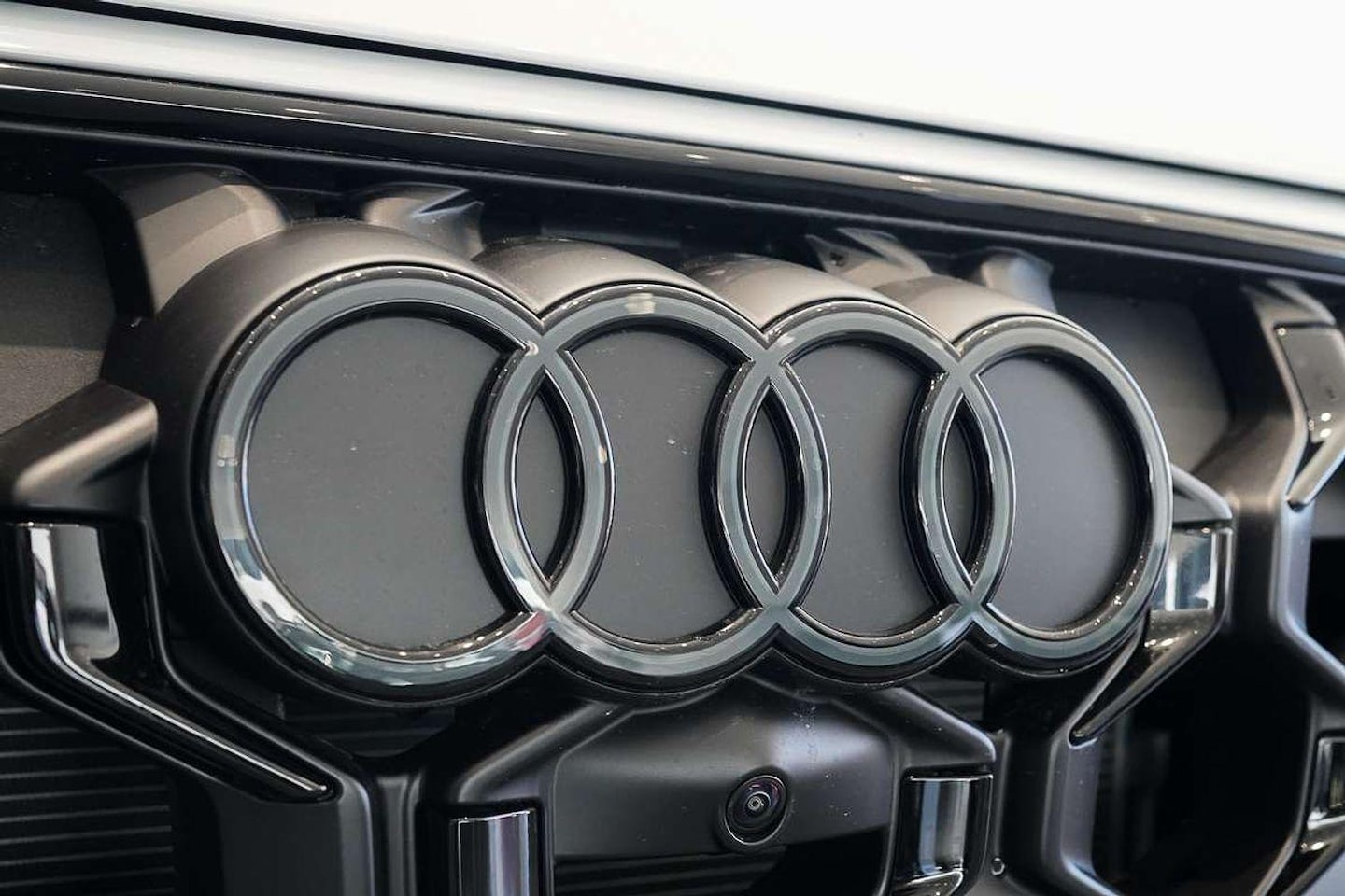 Image about Audi Q5 SUV TDI quattro 150 kW sport