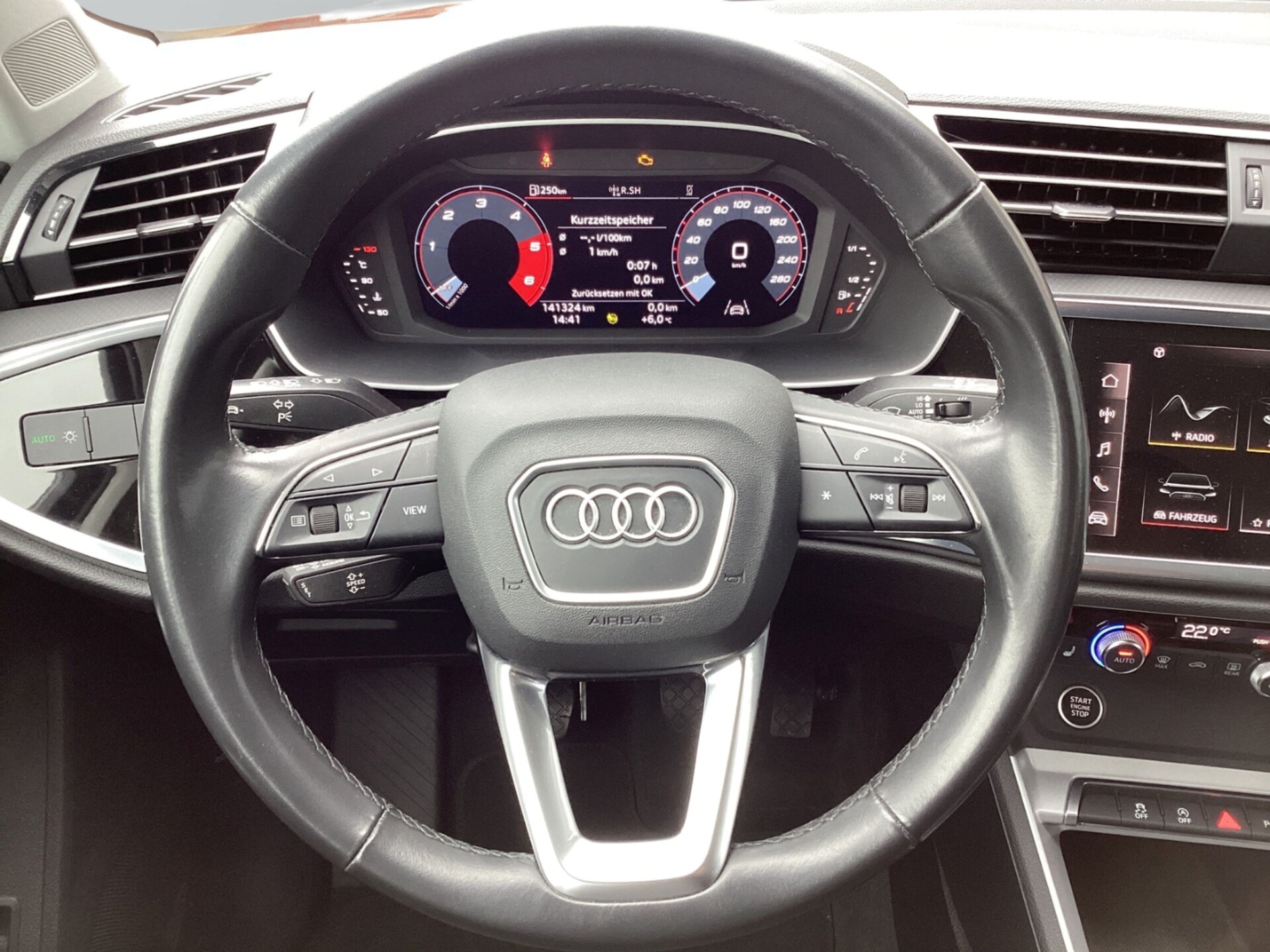 Audi Q3 SUV S line