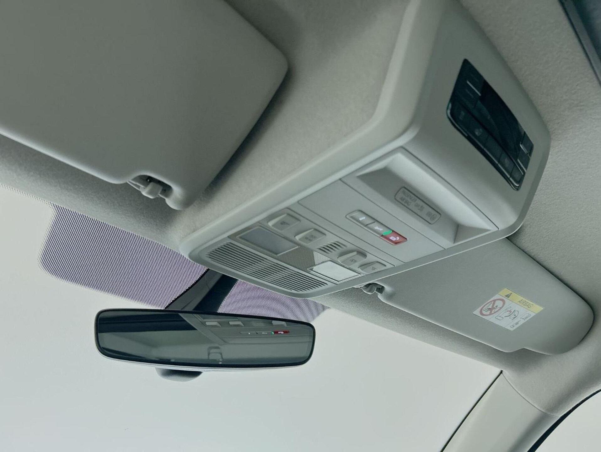 Volkswagen T6.1 Transporter Kasten kurzer Radstand