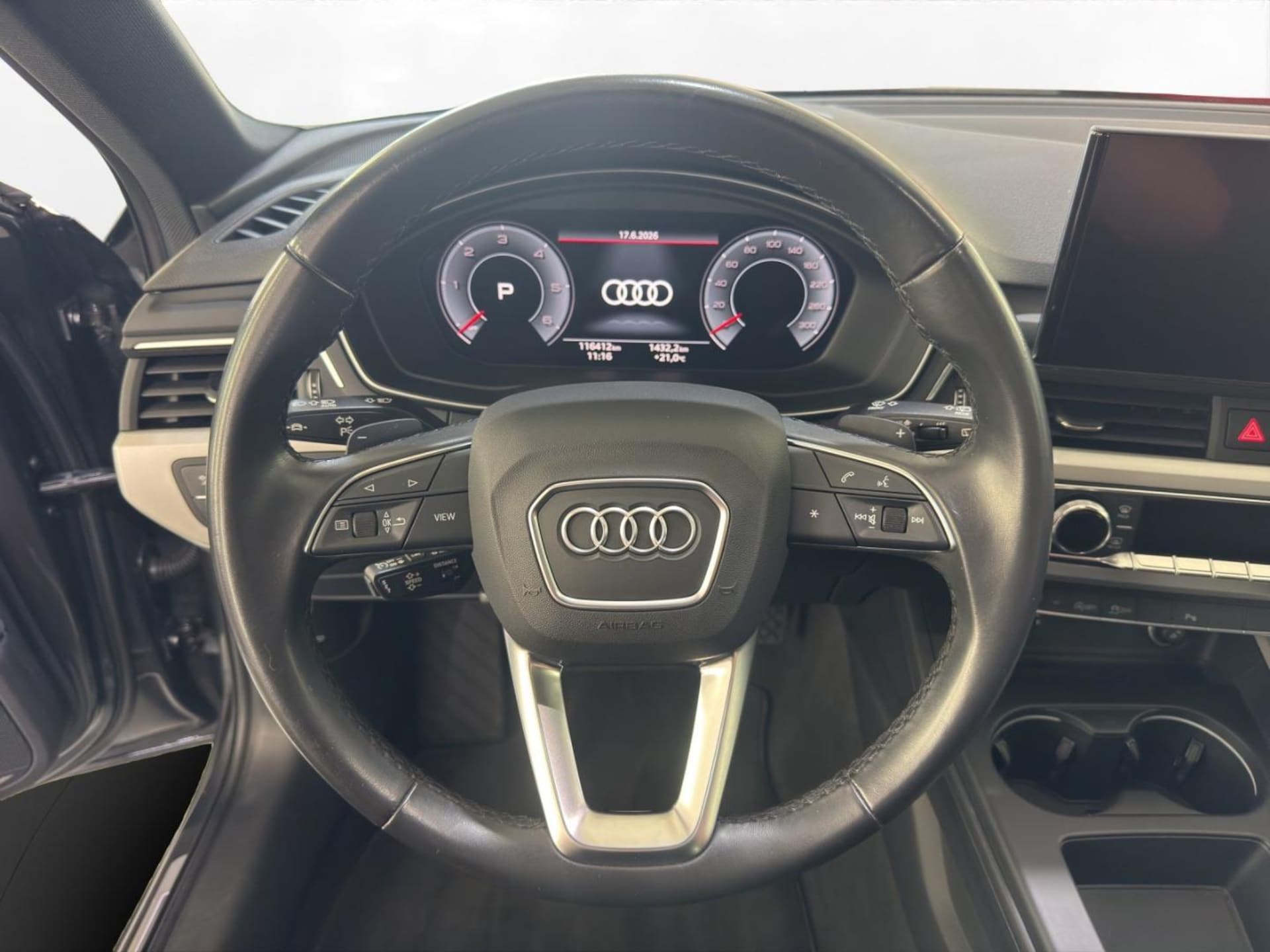 Audi A4 Avant S line