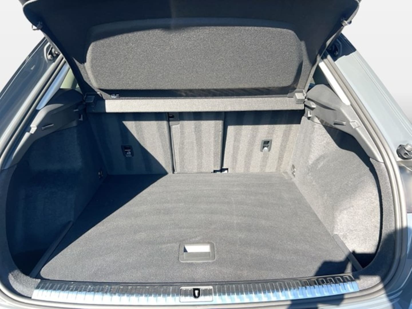 Bild über Audi Q3 advanced 35 TDI S tronic - für weitere Informationen kontaktieren Sie den Audi Partner