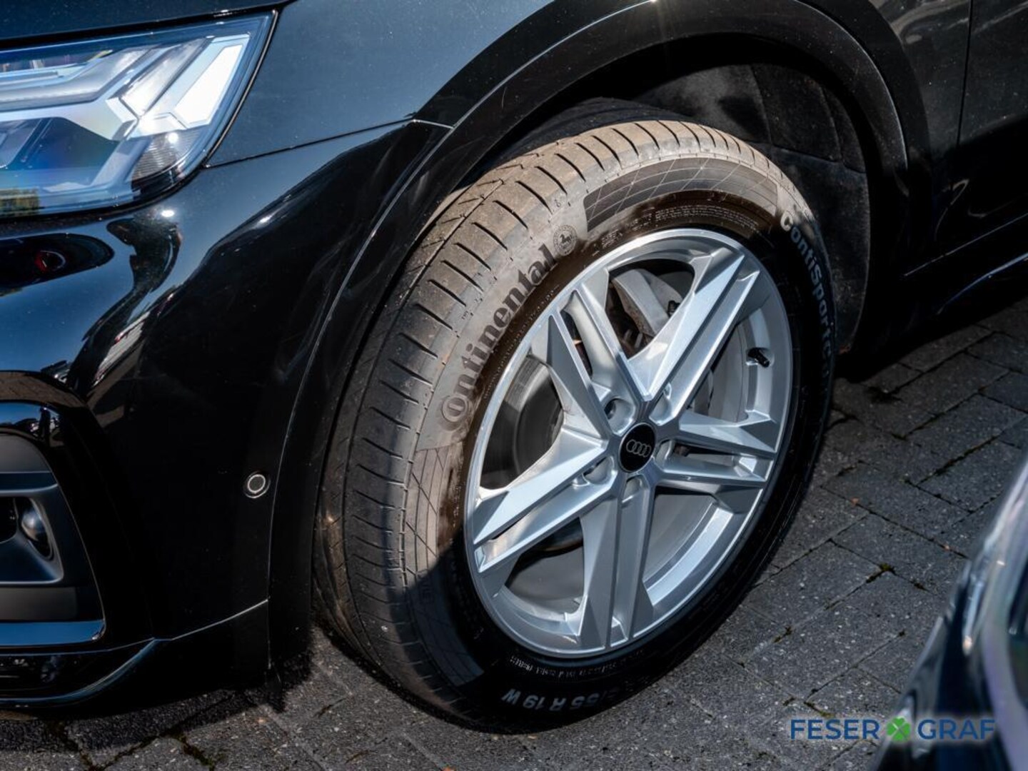 Bild über Audi Q5 Sportback 40 TDI quattro S tronic - für weitere Informationen kontaktieren Sie den Audi Partner