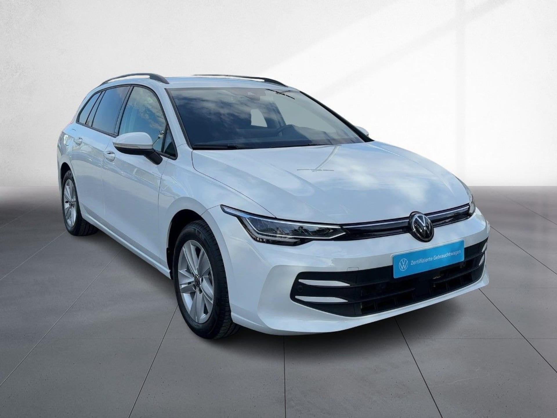 Volkswagen Golf Variant Life