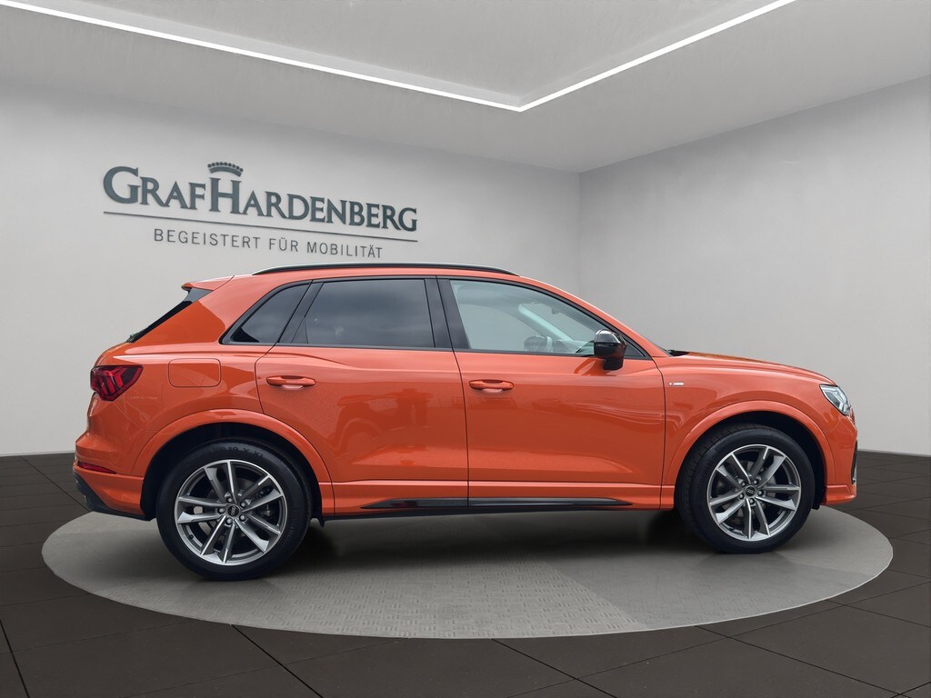 Image about Audi Q3 S line 35 TFSI S tronic