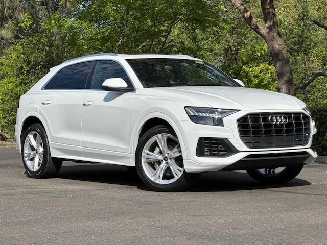 2023 Audi Q8