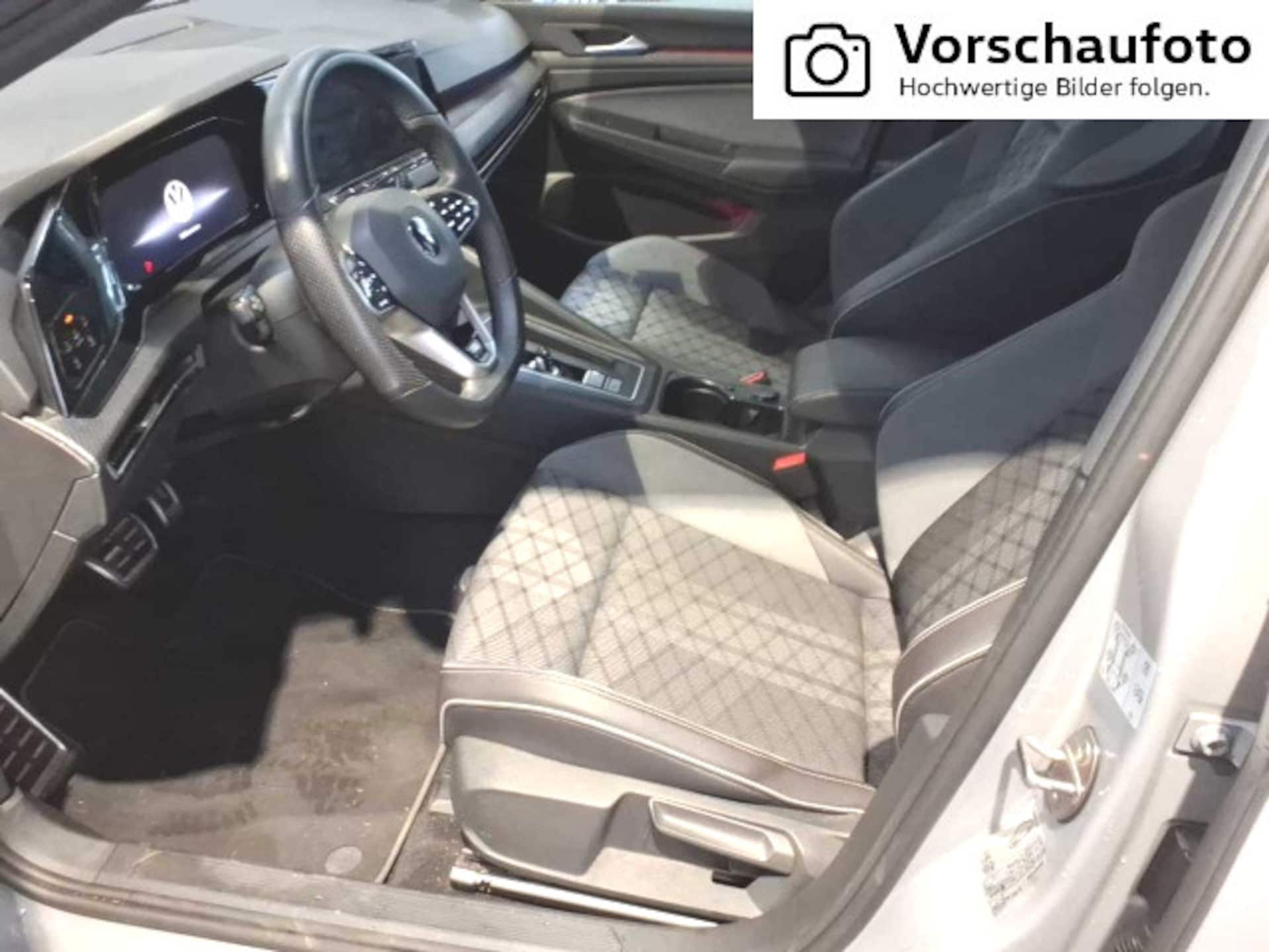 Volkswagen Golf R-Line